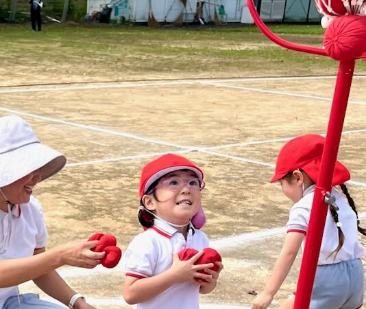 近づく運動会の足音　年幼・年少　玉入れ編