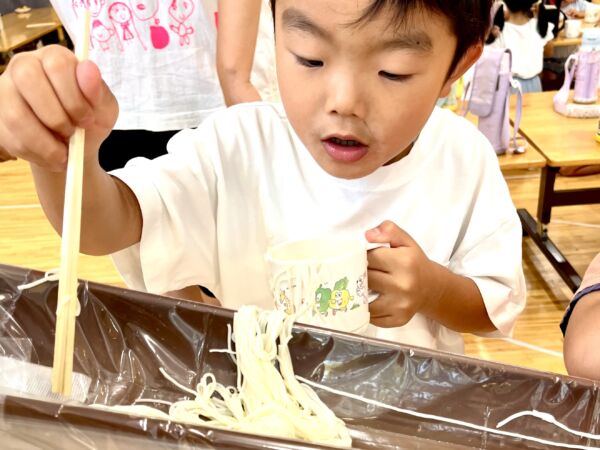 みのり会役員の協力　流しそうめん　